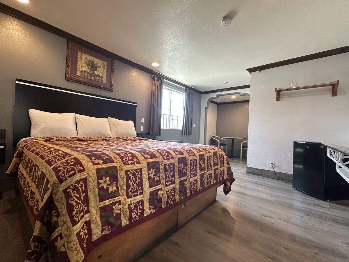 Star Light Inn - Affordable Hotel & Motel in Los Angeles, CA